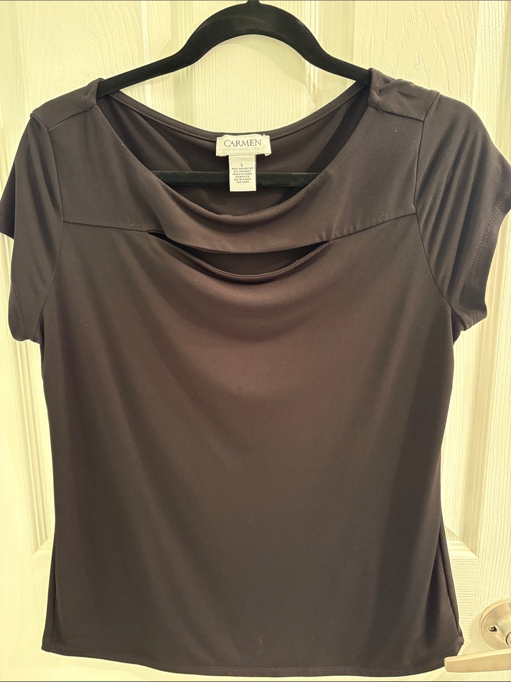 Carmen Marc Valvo Black Cutout Neck Stretch Blouse Top Size Large